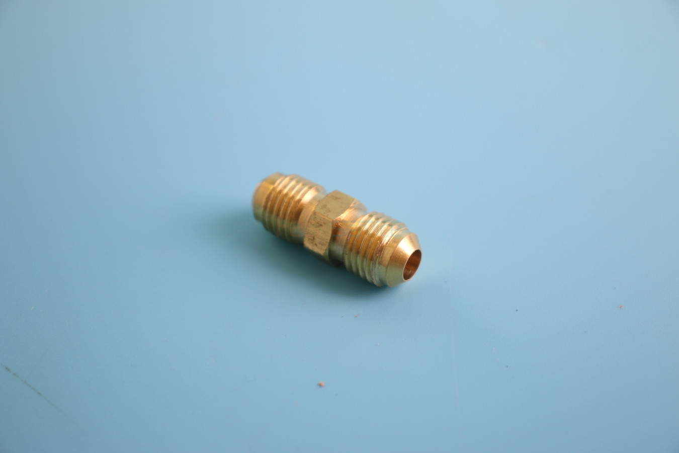Соединитель 1/4"