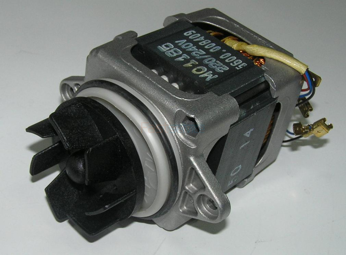 00067499 Двигатель рециркуляции Bosch Siemens