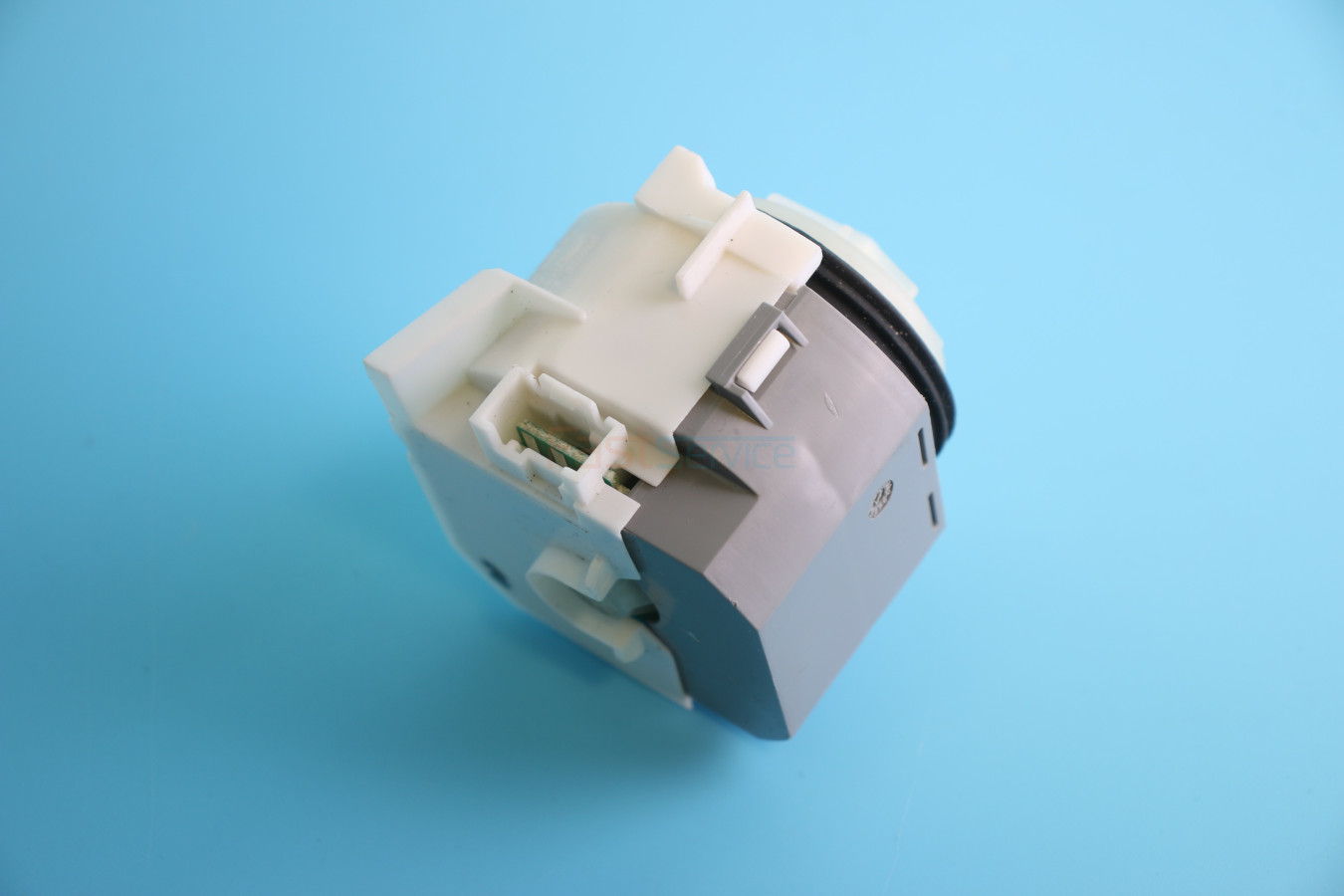 Насос сливной ПММ Bosch Siemens 00631200 1