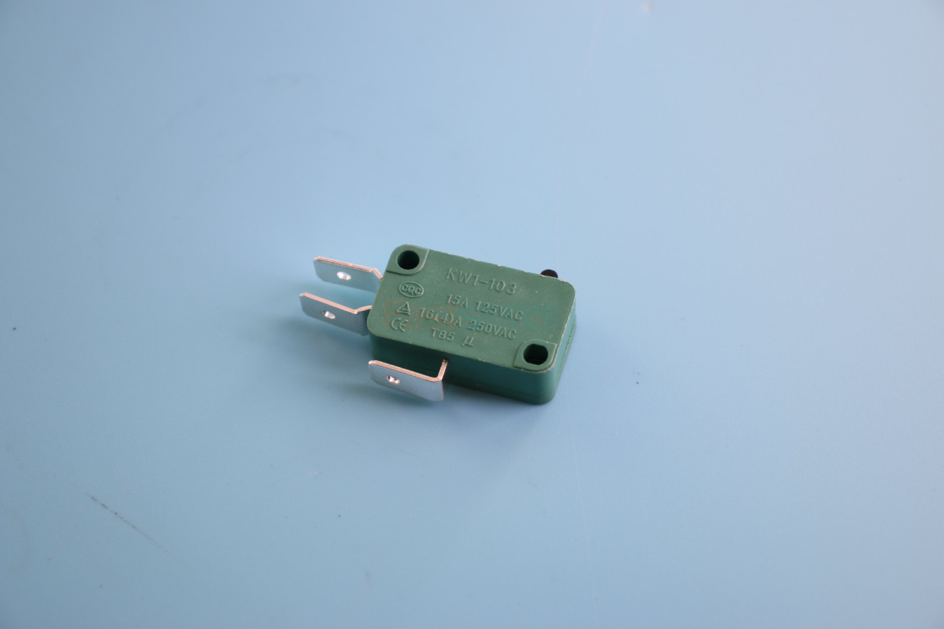 Микропереключатель СВЧ-печи KW1-103