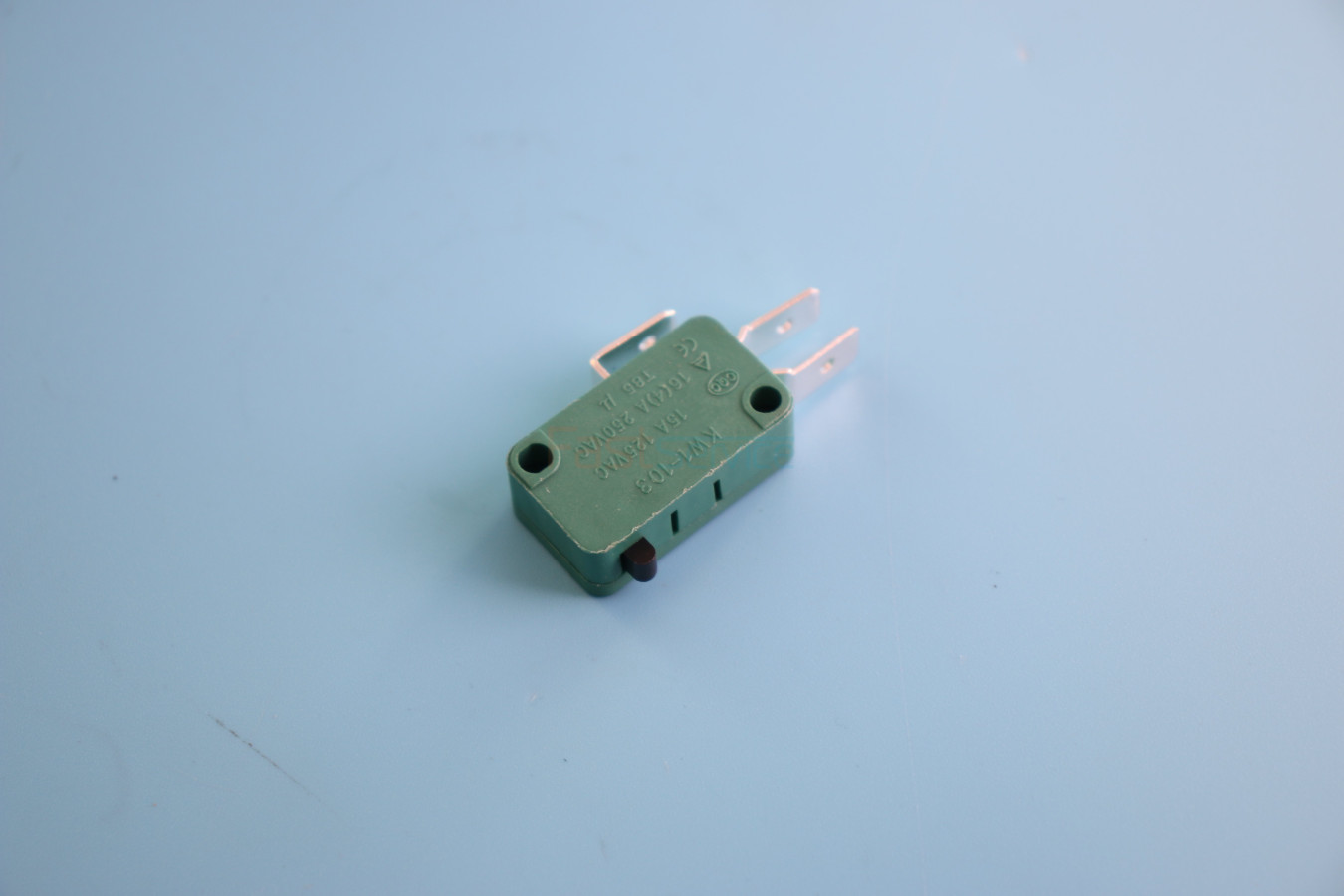 Микропереключатель СВЧ-печи KW1-103 1
