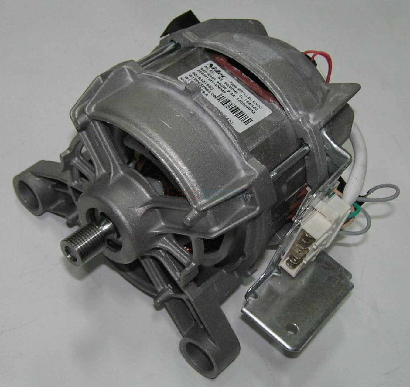 C00305161 Двигатель Ariston Indesit Nidec