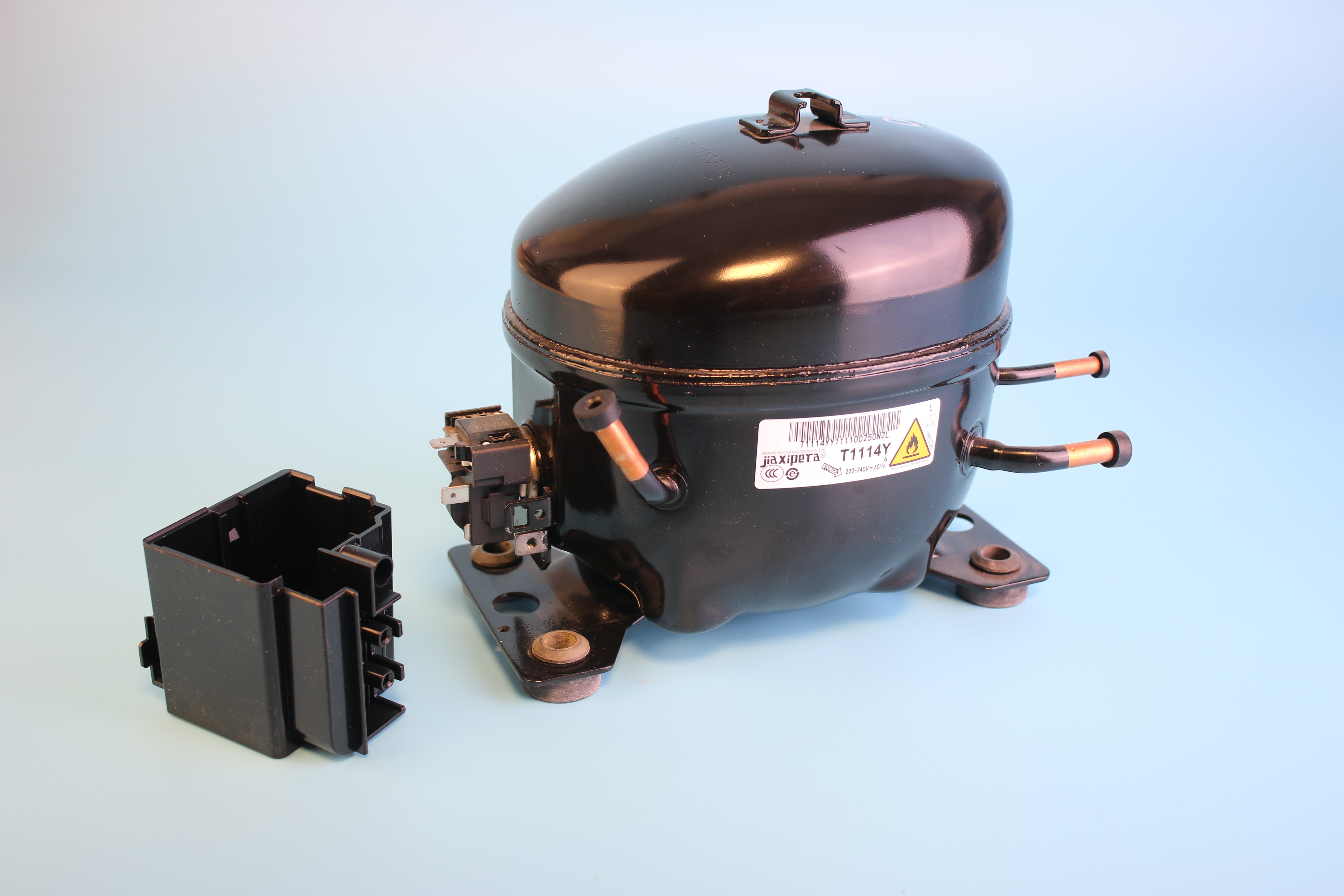 リピーター① T1114GY R-600 Комперссор Jiaxipera для холодильников